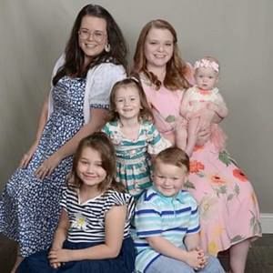 Meet your Posher, Danna